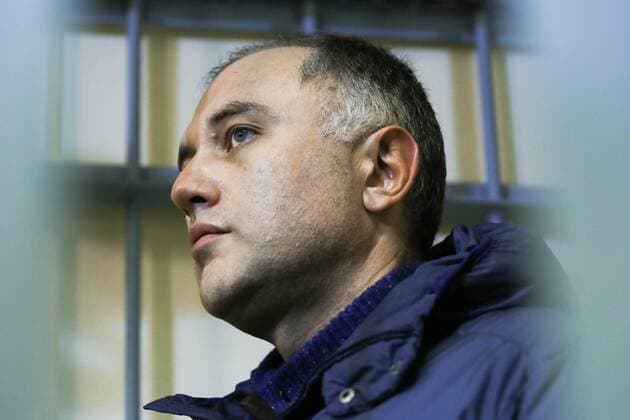 ST PETERSBURG, RUSSIA - NOVEMBER 18, 2016: St Petersburg s former Vice Governor Marat Oganesyan charged with embezzling 50 million roubles ~$770,000 during the construction of the Krestovsky Stadium (Zenit-Arena) attends St Petersburg s Smolninsky District Court session to choose a measure of restriction. Peter Kovalev TASS  74734015st