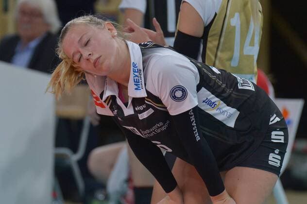 19.11.2016, xtkx, Volleyball 1.Bundesliga Damen, VC Wiesbaden - SW Erfurt, emspor, v.l. Antonia Stautz (Erfurt) , Wiesbaden