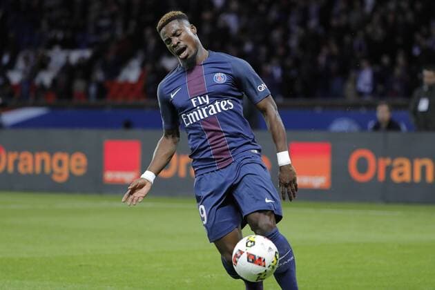 Serge Aurier (psg) FOOTBALL : Paris St. Germain PSG vs FC Nantes - Ligue 1 - 19 11 2016 StephaneAllaman Panoramic 