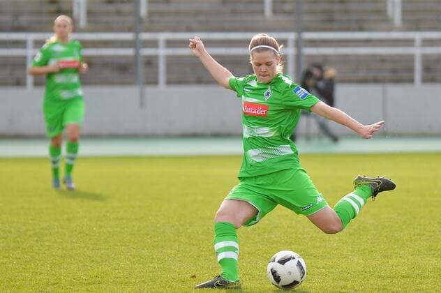 Anne Catherine Kufner (Borussia Mönchengladbach) München, Deutschland, 20.11.2016, Frauenfußball, FC Bayern München - Borussia Mönchengladbach, xKLx