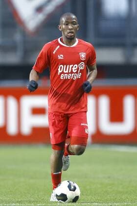 Kamohelo Mokotjo of FC Twenteduring the Dutch Eredivisie match between FC Twente and FC Utrecht at the Grolsch Veste on November 20, 2016 in Enschede, The Netherlands FC Twente v FC Utrecht Dutch Eredivisie 2016 2017 xVIxPeterxLousxIVx 6619230