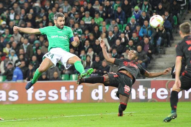Fußball, AS Saint Etienne - OGC Nizza 24 LOIC PERRIN (asse) - 21 RICARDO PEREIRA (nice) FOOTBALL : Saint Etienne vs Nice - Ligue 1 - 20 11 2016 FEP 