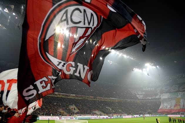 TIFOSI Fans BANDIERE CAMPIONATO FUSSBALL ITALIEN SERIE A 2016-2017 AC MILAN-INTER MAILAND 2-2