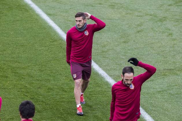 Atletico de Madrid s Koke Resurrecccion during the official training of Atletico de Madrid before the Champions League match between Atletico de Madrid and PSV Eindhoven at Cerro del Espino in Madrid , Spain. November 22, 2016.  (20161122001)