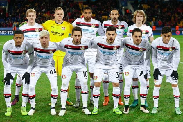 FuÃŸball, CL, ZSKA Moskau - Bayer Leverkusen MOSCOW, RUSSIA - NOVEMBER 22, 2016: Bayer 04 Leverkusen s players pose for a photo ahead of the 2016 17 UEFA Champions League Group E Round 5 football match against CSKA Moscow at CSKA Stadium. Mikhail Japaridze TASS  TS038793
