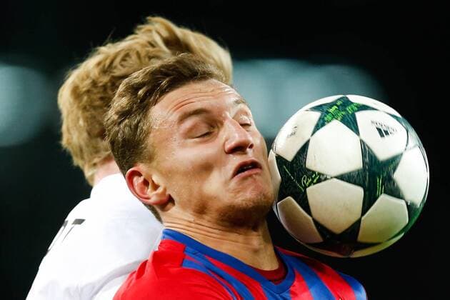 FuÃŸball, CL, ZSKA Moskau - Bayer Leverkusen MOSCOW, RUSSIA - NOVEMBER 22, 2016: CSKA Moscow s Fedor Chalov in action in the 2016 17 UEFA Champions League Group E Round 5 football match against Bayer 04 Leverkusen at CSKA Stadium. Mikhail Japaridze TASS  TS0387B8