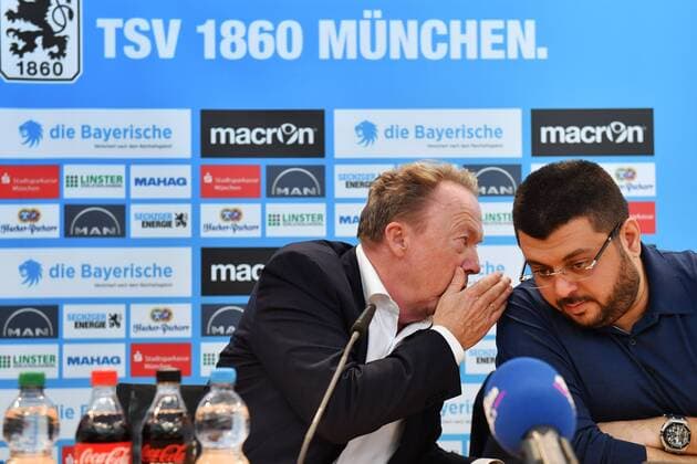 v.li:Peter CASSALETTE (Praesident 1860 Muenchen),Hasan ISMAIK (Investor und Aufsichtsratsvorsitzender 1860 Muenchen), Fussball,2.Liga. Pressekonferenz TSV 1860 Muenchen am 22.11.2016.