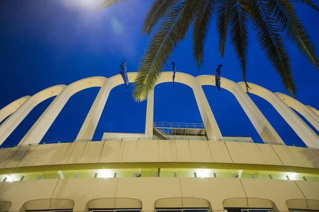 Fußball, CL, AS Monaco - Tottenham Hotspur, vor Spielbeginn Football - 2016 2017 UEFA Champions League - Group E: Tottenham Hotspur vs. AS Monaco view of the outside of the stadium as dusk falls at the Stade Louis II in Monaco colorsport winston bynorth 