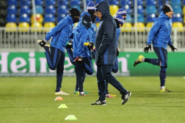 Fußball, CL, FK Rostow Training November 22, 2016 - Rostov-On-Don, Russia - Head Coach of FC Rostov Ivan Daniliants during a training session prior to the Champions League Group D soccer match between FC Bayern Munich and FC Rostov, at Olimp 2 Stadium in Rostov-on-Don, Russia on Novemberr 22, 2016. FC Rostov - Training & press conference PK Pressekonferenz  - ZUMAn230 20161122_zaa_n230_047