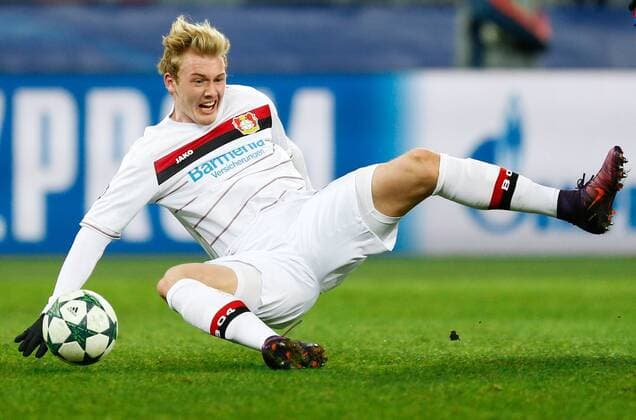 FuÃŸball, CL, ZSKA Moskau - Bayer Leverkusen MOSCOW, RUSSIA - NOVEMBER 22, 2016: Bayer 04 Leverkusen s Julian Brandt in action in the 2016 17 UEFA Champions League Group E Round 5 football match against CSKA Moscow at CSKA Stadium. Mikhail Japaridze TASS  TS0387D9