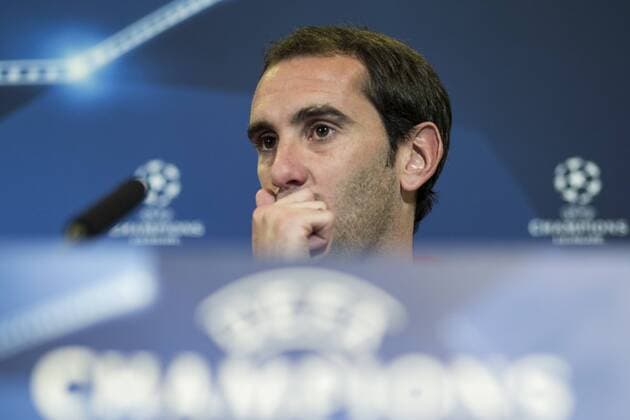 Fußball, CL, Atletico Madrid PK Atletico de Madrid s Diego Godin during the official press conference PK Pressekonferenz before the Champions League match between Atletico de Madrid and PSV Eindhoven at Vicente Calderon Stadium in Madrid , Spain. November 22, 2016.  (20161122017)