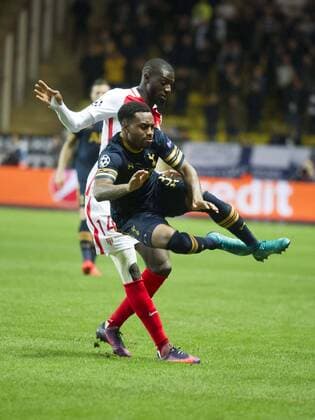Fußball, CL, AS Monaco - Tottenham Hotspur Football - 2016 2017 UEFA Champions League - Group E: Tottenham Hotspur vs. AS Monaco Danny Rose of Tottenham Hotspurs tackled by Tiemoue? Bakayoko of Monaco at the Stade Louis II in Monaco colorsport winston bynorth 