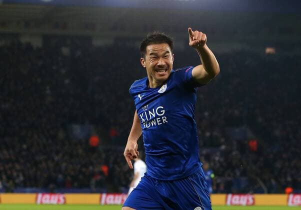 Fußball, CL, Leicester City - FC Brügge Leicester s Shinji Okazaki celebrates scoring his sides opening goal during the Champions League group B match at the King Power Stadium, Leicester. Picture date November 22nd, 2016 Pic David Klein Sportimage EDITORIAL USE ONLY. No use with unauthorised audio, video, data, fixture lists, club league logos or live services. Online in-match use limited to 120 images, no video emulation. No use in betting, games or single club league player publications.
