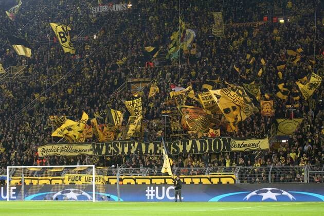 DORTMUND 22.11.2016 UEFA CHAMPIONS LEAGUE GROUP F MATCH - BVB Borussia DORTMUND vs LEGIA WARSAW: KIBICE BORUSSII  161122PYK0101