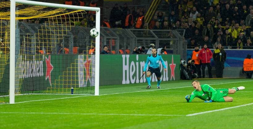 Fußball, CL, Borussia Dortmund - Legia Warschau Dortmund, Germany 22.11.2016, UEFA Champions League - 2016 17 Season, Group F - Matchday 5, BV Borussia Dortmund - Legia Warschau, TOR zum 4:2 durch Ousmane Dembele (BVB) ( DeFodi001
