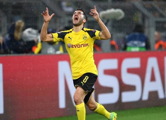 Dienstag 22.11.2016, Saison 2016 2017, UEFA Champions League, Vorrunde Gruppenphase, 5. Spieltag im Dortmunder Signal Iduna Park, BVB 09 Borussia Dortmund - Legia Warschau 8:4, Dortmunder Torjubel zum 3:1: Torschütze Nuri Sahin (BVB)