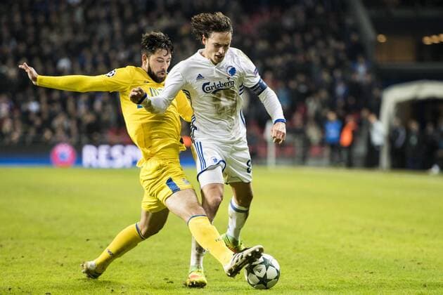 Fußball, CL, FC Kopenhagen - FC Porto 161122 Portos Felipe und FC Kopenhagen s Thomas Delaney Fußball Champions League 2016 2017 FC Kopenhagen - FC Porto.  Copyright: PETTERxARVIDSON BB161122PA094