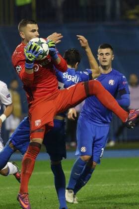 Zagreb, 22.11.2016., Stadion Maksimir - UEFA Champions League 2016 2017 Season, Group H. GNK DINAMO Zagreb (blue) - Olympique Lyon (white) 0:1 Anthony Lopes (1-GK)