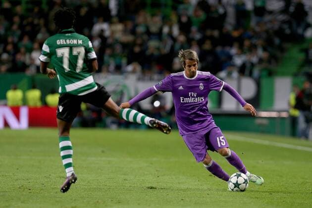 November 22, 2016 - Lisbon, Aveiro, Portugal - Real Madrids defender Fabio Coentrao from Portugal (R) and Sportings forward Gelson Martins from Portugal (L) in action during the UEFA Champions League match between Sporting Clube de Portugal and Real Madrid at Estadio Jose Alvalade on November 22, 2016 in Lisbon, Portugal. Sporting CP v Real Madrid - UEFA Champions League 2016 17  - ZUMAn230 20161122_zaa_n230_444