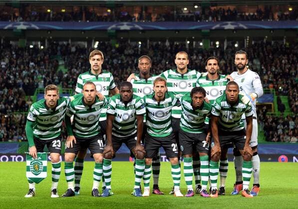 LISBON, Nov. 22, 2016 -- Players of Sporting CP line up ahead of the UEFA Champions League Group F soccer match between Sporting CP and Real Madrid CF at Alvalade stadium in Lisbon, Portugal, Nov. 22, 2016. Real Madrid won 2-1. )(wll) (SP)PORTUGAL-LISBON-SOCCER-UEFA CHAMPIONS LEAGUE-SPORTING CP VS REAL MADRID ZhangxLiyun 