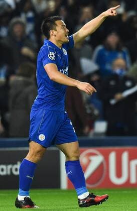 LEICESTER, Nov. 22, 2016 -- Shinji Okazaki of Leicester City celebrates scoring during the UEFA Champions League Group G Match between Leicester City and Club Brugge at the King Power Stadium in Leicester, Britain on Nov. 22, 2016. Leicester City won 2-1. )(wll) (SP)BRITAIN-LEICESTER-SOCCER-UEFA CHAMPIONS LEAGUE-LEICESTER CITY VS CLUB BRUGGE JonxBuckle 