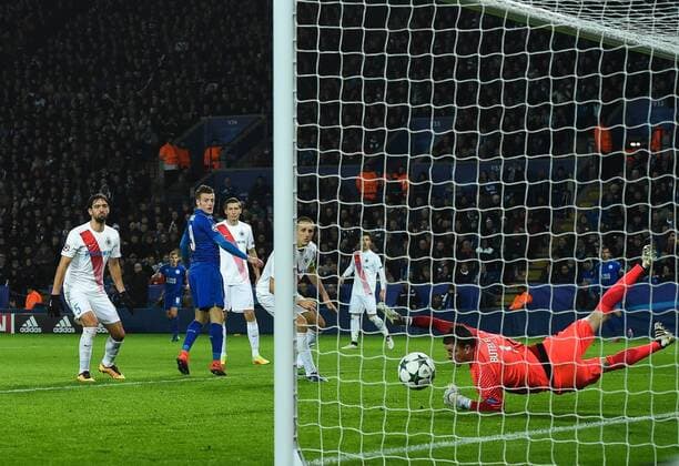 LEICESTER, Nov. 22, 2016 -- Jamie Vardy(2nd L) of Leicester City scores a back-heel but is judged offside during the UEFA Champions League Group G Match between Leicester City and Club Brugge at the King Power Stadium in Leicester, Britain on Nov. 22, 2016. Leicester City won 2-1. )(wll) (SP)BRITAIN-LEICESTER-SOCCER-UEFA CHAMPIONS LEAGUE-LEICESTER CITY VS CLUB BRUGGE JonxBuckle 