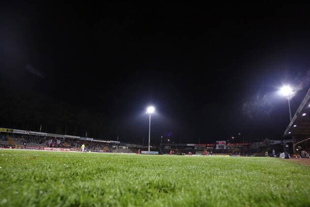 Fußball, Stadiongeschichte Sportfreunde Siegen Allgemein, Feature, Randmotiv, Flutlicht Fussball Regionalliga West, 12. Spieltag, Sportfreunde Siegen - Viktoria Koeln, am 07.10.2016 in Siegen Deutschland.