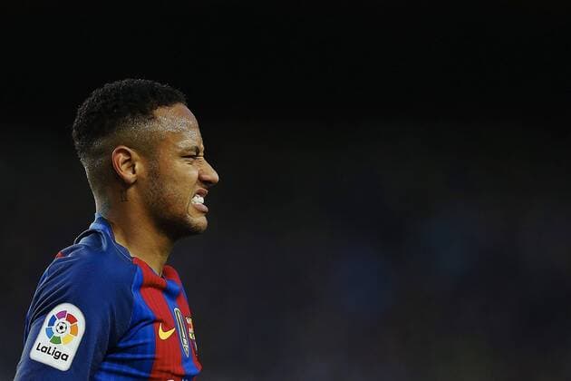 A file picture shows Barcelona s Brazilian forward Neymar Jr during the Primera Division Liga match between Barcelona and Malaga at the Camp Nou stadium on 19 November 2016. The Spanish General Attorney s office has demanded, 23 November 2016, a 2-year-imprisonment sentence for Neymar Jr, accused of corruption and swindling charges, in the case regarding the allegations of tax fraud in his transfer from Santos to FC Barcelona Barca back in 2013. The General attorney also demands a 2-year-imprisonment sentence for the player s father, one year for the mother and 5 years for the club s former president Sandro Rossell. General attorney demands two years in prison for Neymar Jr !ACHTUNG: NUR REDAKTIONELLE NUTZUNG!  20161123-636155096695669158