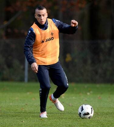 23.11.2016, xfux, Fussball 1.Bundesliga, SV Darmstadt 98 Training, emspor emonline deloka, v.l. Aenis Ben-Hatira (SV Darmstadt 98) FREISTELLER Darmstadt