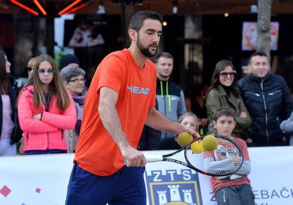 Kid s day of Croatian tennis national team Nationalteam 23.11.2016., Croatia, Zagreb - Kid s day of Croatian tennis national team on the eve of the final match of the Davis Cup against Argentina. Marin Cilic.  MarkoxLukunic PIXSELL