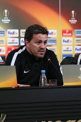 SOCCER - EL, Krasnodar vs RBS KRASNODAR,RUSSIA,23.NOV.16 - SOCCER - UEFA Europa League, group stage, FK Krasnodar vs Red Bull Salzburg, preview, press conference PK Pressekonferenz RBS. Image shows head coach Oscar Garcia (RBS). GEPAxpictures xFelixxRoittner