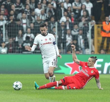 UEFA Champions League Group B match between Besiktas and Benfica at Vodafone Arena in Istanbul , Turkey ,November 23 , 2016. Pictured of Besiktas and of Benfica. 