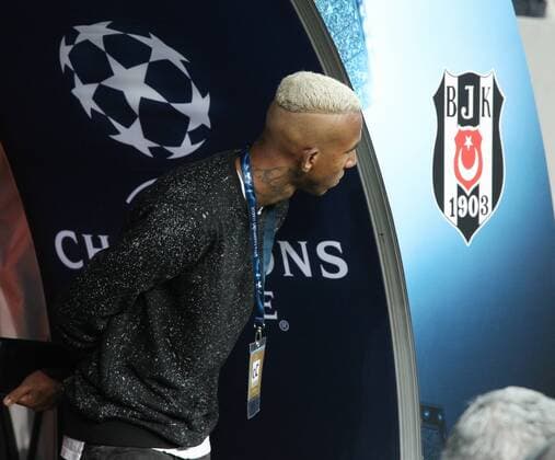 Bilder des Tages - SPORT UEFA Champions League Group B match between Besiktas and Benfica at Vodafone Arena in Istanbul , Turkey ,November 23 , 2016. Pictured Anderson Talisca of Besiktas. 