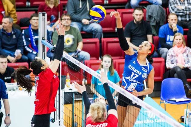 Angriff Nia Grant (17 MTV); DVV Pokal Halbfinale: Allianz MTV Stuttgart vs Rote Raben Vilsbiburg, SCHARRena, Stuttgart Germany, 20161123; Stuttgart Copyright: xWuechner Eibner-Pressefotox EP_NWR