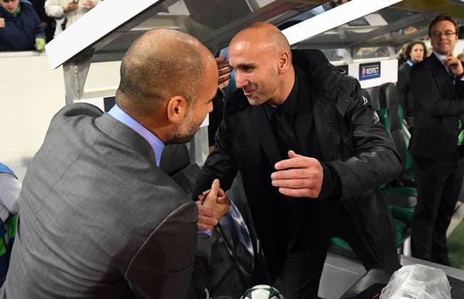 23.11.2016, xjhx, Fussball Champions League, Borussia Moenchengladbach - Manchester City FC, emspor, v.l. Trainer Pep Guardiola (Manchester City FC), Trainer Andre Schubert (Borussia Mönchengladbach) Moenchengladbach