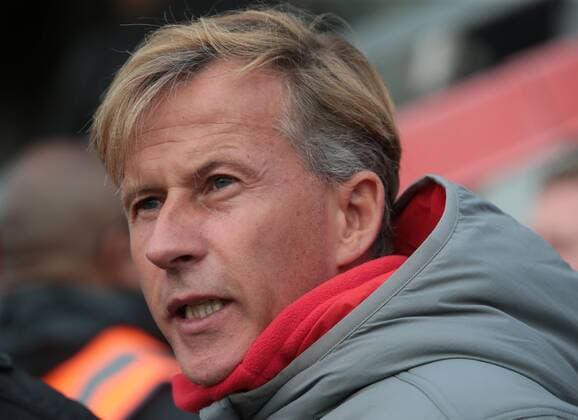 November 23, 2016 - Borehamwood, England, United Kingdom - Arsenal s U19s Academy manager Andries Jonker during UEFA Youth League match between Arsenal against Paris Saint-Germain at Boreham Wood Football Club on November 22nd 2016 in Borehamwood, England. Football - UEFA Youth League match Arsenal against Paris Saint-Germain  - ZUMAn230 20161123_zaa_n230_146