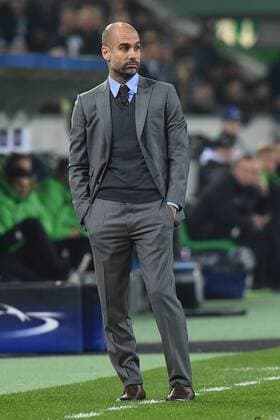 Fußball Champions League Gruppenphase 5. Spieltag Borussia Mönchengladbach - Manchester City am 23.11.2016 im Borussia-Park in Mönchengladbach Josep Pep Guardiola ( Trainer Manchester ) xRx