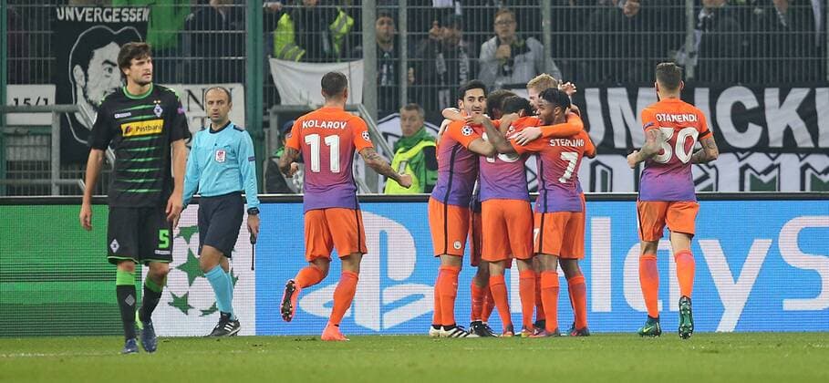 23.11.2016, Fussball UEFA Champions League 2016 2017, Gruppenphase, 5.Spieltag, Borussia Mönchengladbach - Manchester City, im Borussia-Park Mönchengladbach. Jubel Manchester City zum Tor zum 1:1 