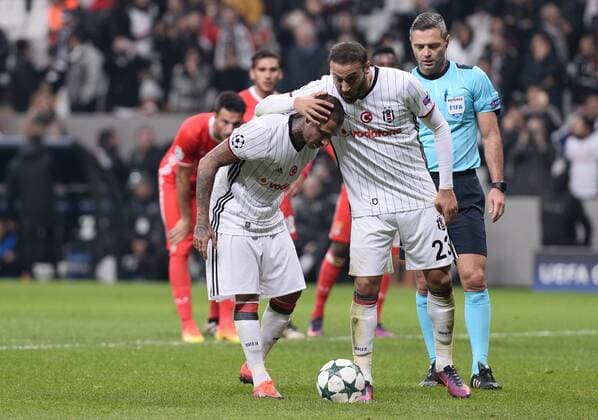 UEFA Champions League Group B match between Besiktas and Benfica at Vodafone Arena in Istanbul , Turkey ,November 23 , 2016. Final Score : Besiktas 3 - Benfica 3 Pictured: Ricardo Quaresma and Cenk Tosun (R) of Besiktas . 