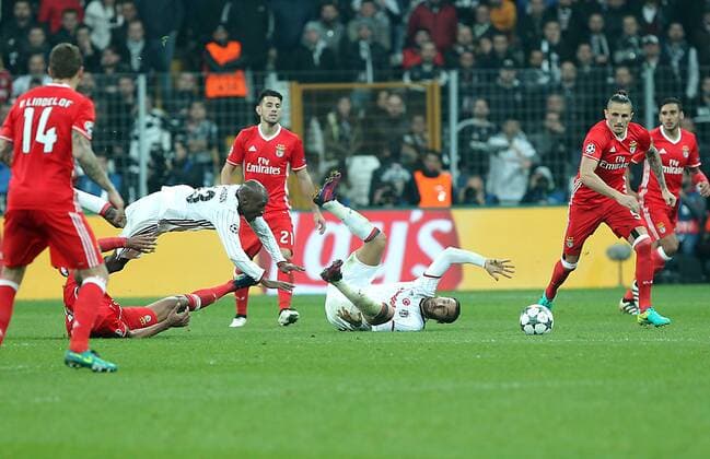 UEFA Champions League Group B match between Besiktas and Benfica at Vodafone Arena in Istanbul , Turkey ,November 23 , 2016. Final Score : Besiktas 3 - Benfica 3 Pictured: Cenk Tosun of Besiktas . 