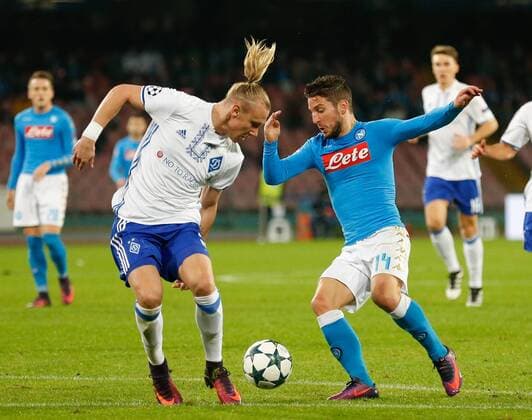 November 23, 2016 - Naples, Italy - Dries Mertens of SSC Napoli in action during the Champions League match between SSC Napoli and Dinamo Kiev at San Paolo Stadium, in Naples, Italy - Nov 23,2016 SSC Napoli v FC Dynamo Kyiv - UEFA Champions League  - ZUMAn230 20161123_zaa_n230_232