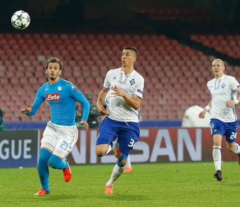 November 23, 2016 - Naples, Italy - Manolo Gabbiadini of SSC Napoli in action during the Champions League match between SSC Napoli and Dinamo Kiev at San Paolo Stadium, in Naples, Italy on Nov 23, 2016. SSC Napoli v FC Dynamo Kyiv - UEFA Champions League  - ZUMAn230 20161123_zaa_n230_249