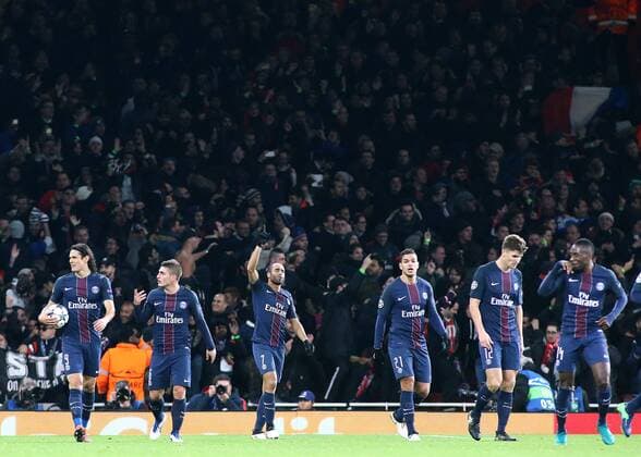 23.11.2016. Emirates Stadium, London, England. UEFA Champions League Football. Arsenal versus Paris Saint Germain. Paris Saint-Germain Midfielder Lucas points to the sky in celebration after levelling the score at 2-2 with a far-post header xMarkxKertonx  ActionPlus11813262