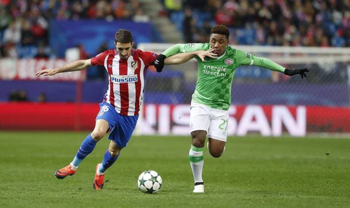 Vrsaljko, Bergwijn. Champions League match played between Atletico Madrid and PSV Eindhoven. In this picture, Vrsaljko and Bergwijn. xPabloxGarciax 