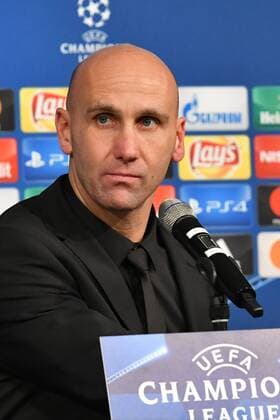GER, Borussia Mönchengladbach (GER) vs. Manchester City (ENG) 23.11.2016, Borussia Park , Moenchengladbach , CL, Gruppe C, 5. Spieltag, GER, Borussia Mönchengladbach (GER) vs. Manchester City (ENG) im Bild: Pressekonferenz Analyse von André Andre Schubert (Trainer Borussia Moenchengladbach), Foto © nordphoto Meuter nordphotox xMeuter
