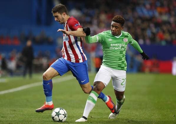 Vrsaljko, Bergwijn. Champions League match played between Atletico Madrid and PSV Eindhoven. In this picture, Vrsaljko and Bergwijn. xPabloxGarciax 