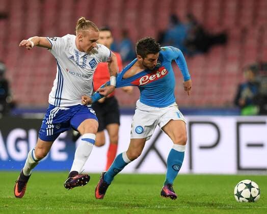 (161124) -- NAPLES, Nov. 24, 2016 -- Dries Mertens (R) of Napoli vies with Domagoj Vida of Dinamo Kiev during the UEFA Champions League Group B match between Napoli and Dynamo Kiev at the San Paolo stadium in Naples on Nov. 23, 2016. The match ended with a 0-0 draw. )(wll) (SP)ITALY-NAPLES-SOCCER-UEFA CHAMPIONS LEAGUE-NAPOLI VS DINAMO KIEV AlbertoxLingria 