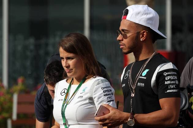 Abu Dhabi Grand Prix, UAE 24 - 27 November 2016 24.11.2016 - Lewis Hamilton (GBR) Mercedes AMG F1 W07 Hybrid 