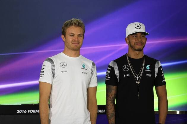 24.11.2016. Abu Dhabi, UAE. Formula 1 Grand Prix of Abu Dhabi. Driver arrival and press conference PK Pressekonferenz day. Team mates Nico Rosberg and Lewis Hamilton - Mercedes AMG Petronas F1 Team at the press conference xLeannexBoonx  ActionPlus11813445