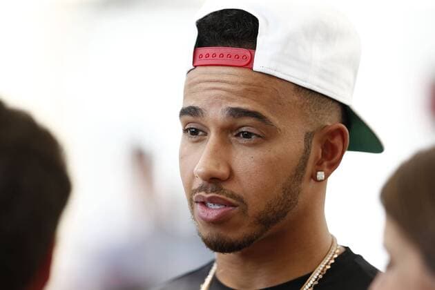 Motorsports: FIA Formula One World Championship WM Weltmeisterschaft 2016, Grand Prix of Abu Dhabi, 44 Lewis Hamilton (GBR, Mercedes AMG Petronas Formula One Team), xHOCHxZWEIx